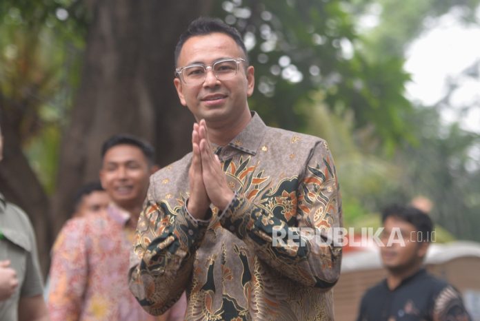 Ini 12 Nama yang Dipanggil Prabowo ke Kertanegara Tapi tak Artis Raffi Ahmad tiba di kediaman Presiden Terpilih Prabowo Subianto, Kertanegara, Jakarta Selatan, Selasa (15/10/2024).