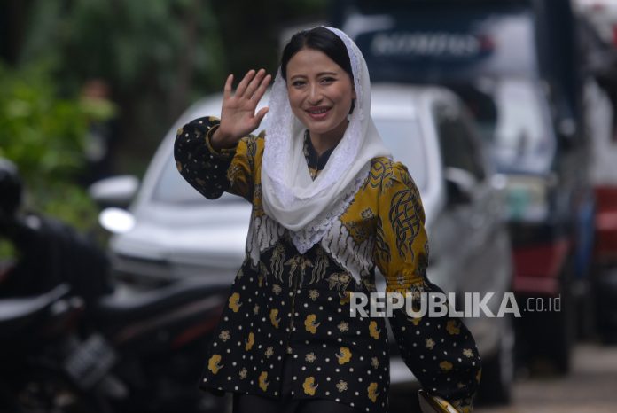 Kemendag Tertibkan Penerapan SNI di Pasar Tradisional Wakil Menteri Perdagangan Dyah Roro Esti Widya Putri.