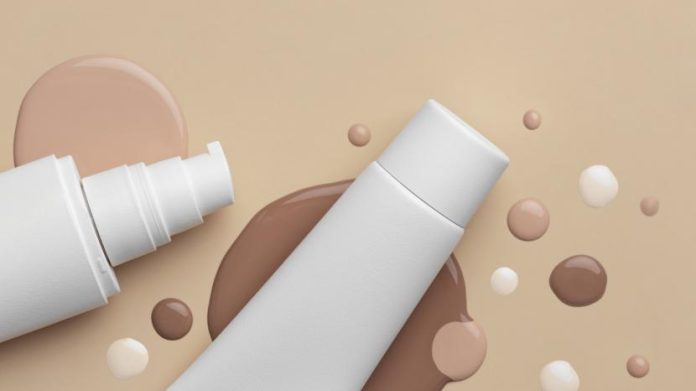 Dokter: Ibu Hamil Pakai Skincare Bermerkuri Seoles Aja Berisiko Keguguran Produk skincare mengandung merkuri (ilustrasi). Ibu hamil yang menggunakan skincare mengandung merkuri bisa berisiko keguguran.