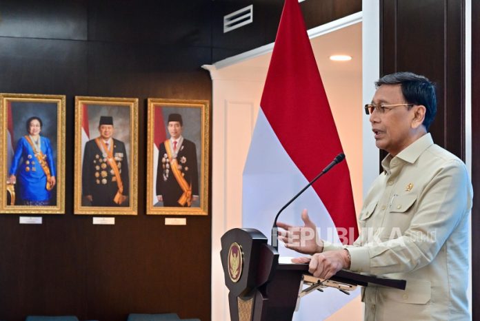 Wiranto Bertemu Prabowo Bahas Purnawirawan TNI Minta Gibran Mundur
