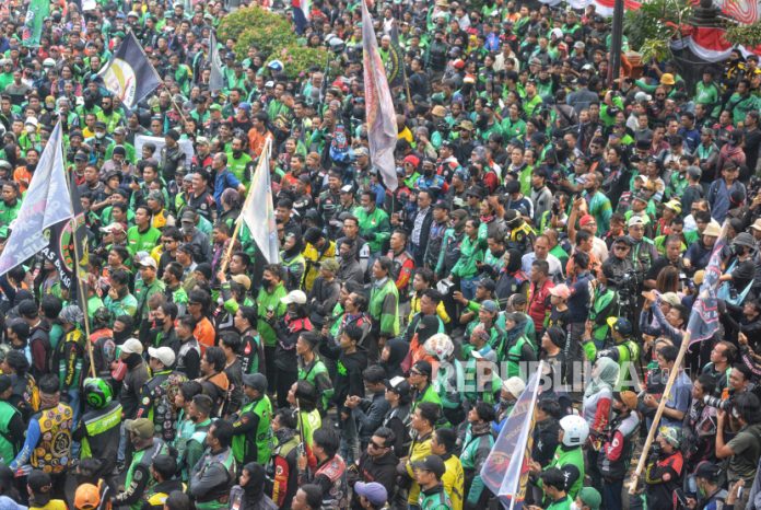 Ojol ''Ancam'' Matikan Aplikasi pada 20 Mei, Tuntut Potongan Biaya